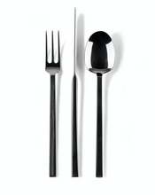 Load image into Gallery viewer, Cutlery with 3 prong fork / set of 4 x 6 pieces each